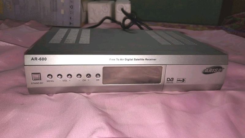 Digital Satellite Receiver