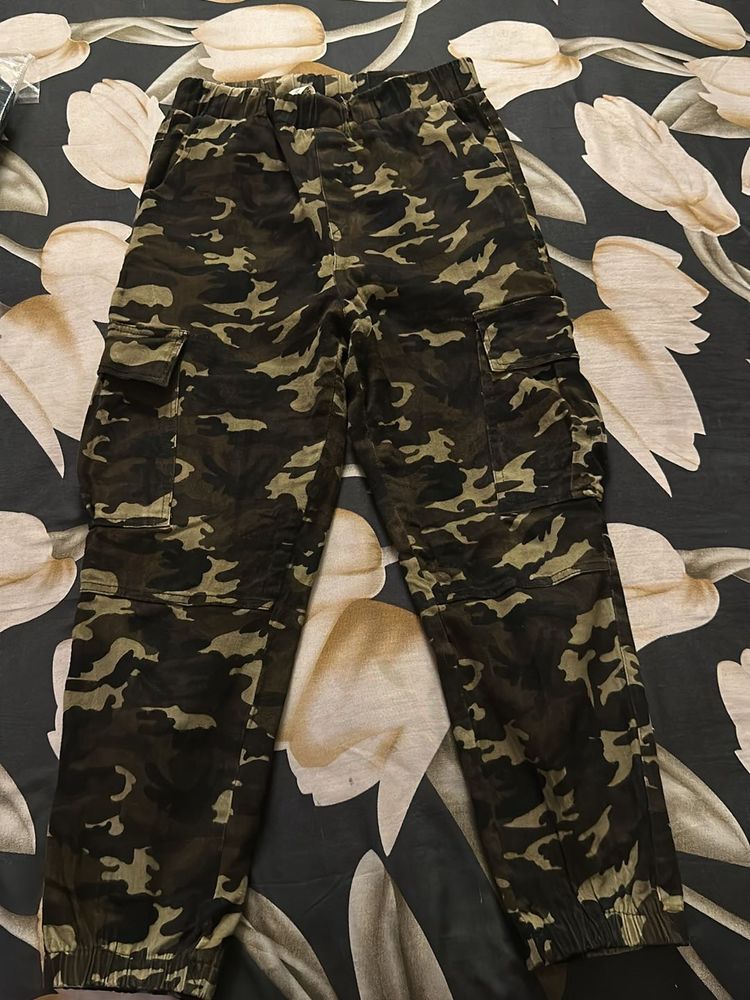 Army Print Jogger