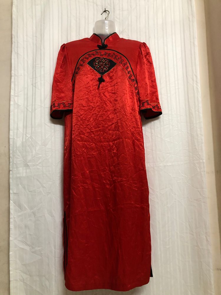 Red Half Sleeve Midi Dress