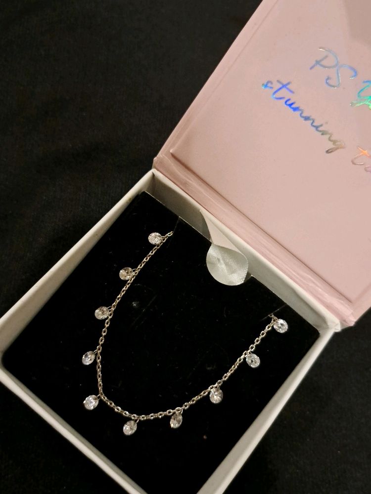 GIVA 925 Sterling Silver Anushka Sharma Classic Queen's Necklace | Necklace to Gift Women & Girls | With Certificate of Authenticity and 925 Stamp