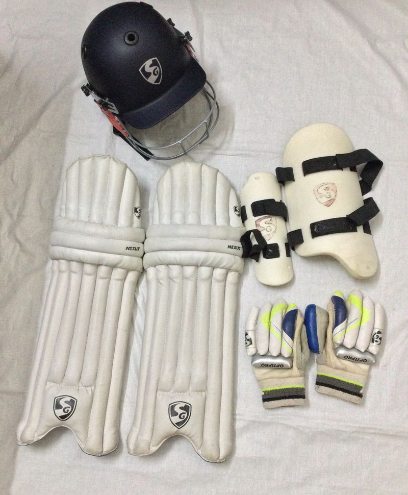 SG Cricket Kit🏏(7)