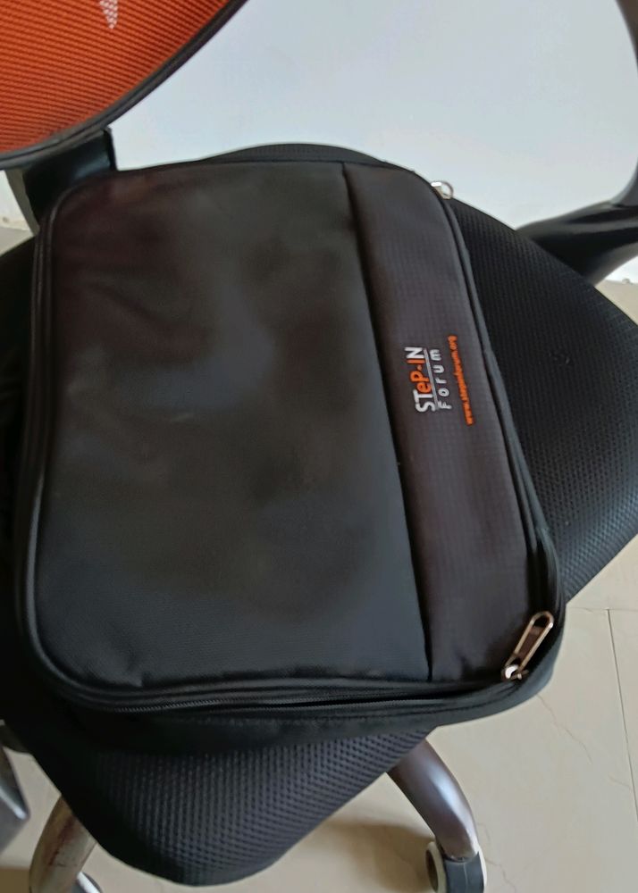 LAPTOP BAG