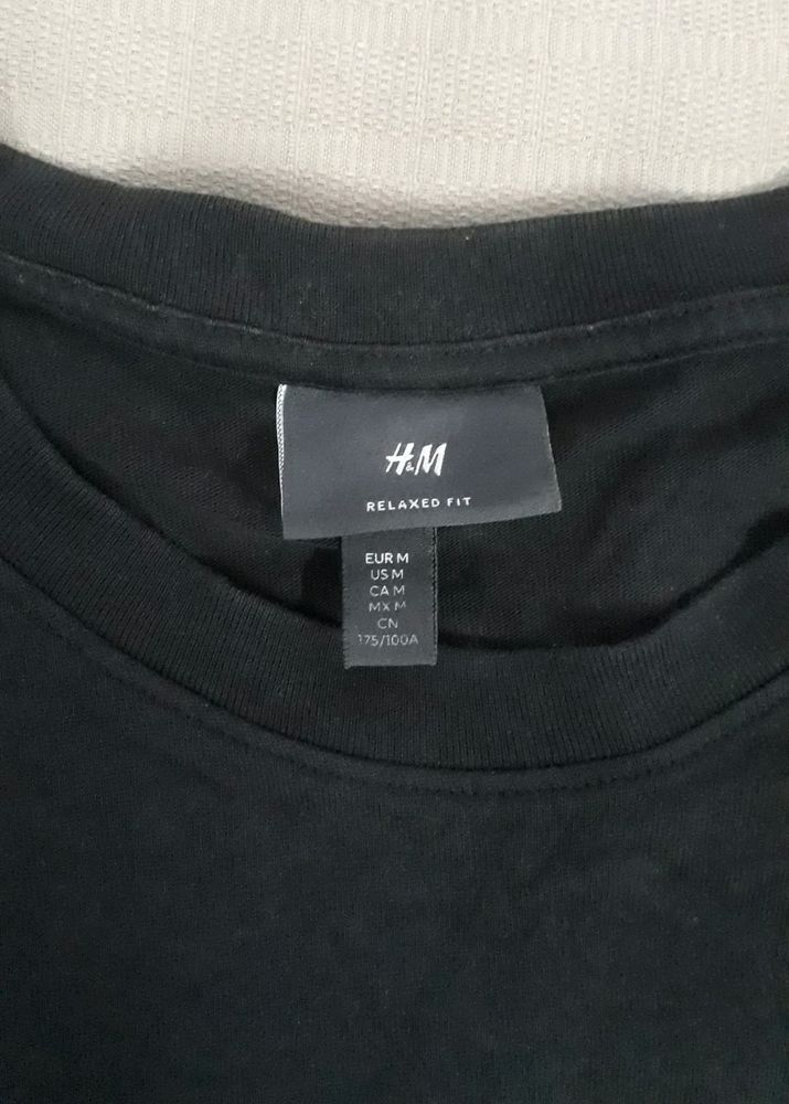 H&M OVERSIZED T SHIRT MEN