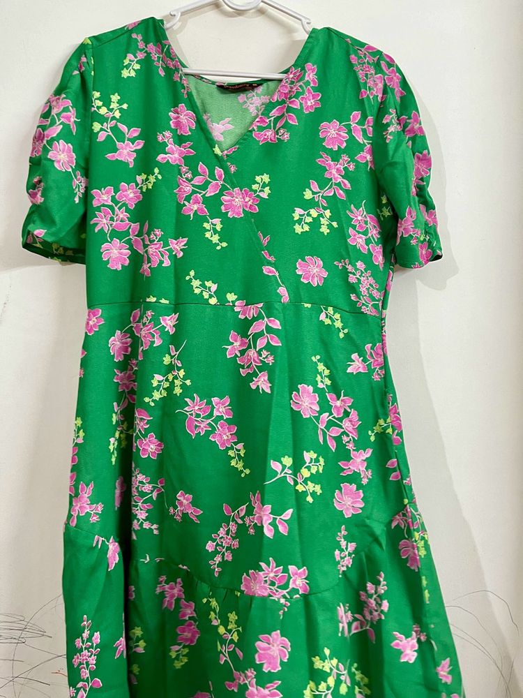 Dressberry Floral Dress