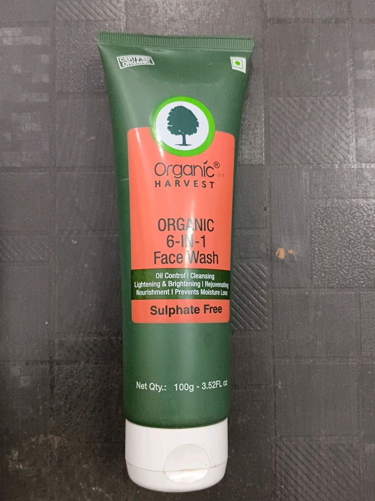 Organic Harvest 6 In 1 Facewash