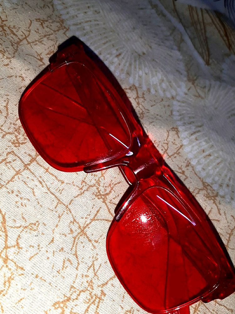 Red  Goggles