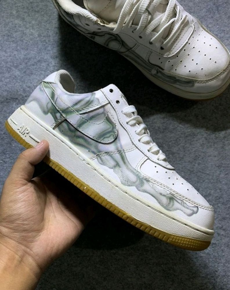 NIKE AIR FORCE 1 SKELTON