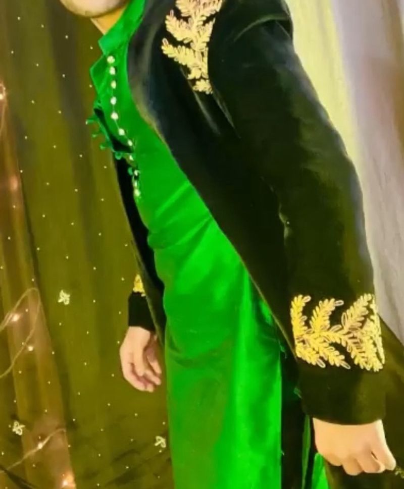 Men Black Sherwani