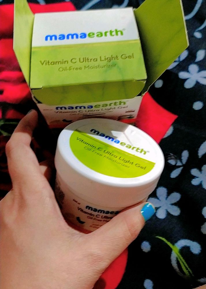 Mamaearth Vit C Ultra Light Gel