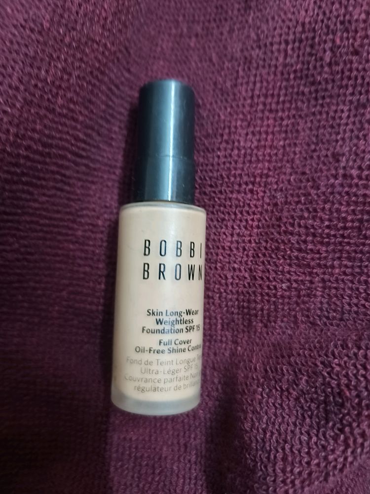 Bobbi Brown Foundation