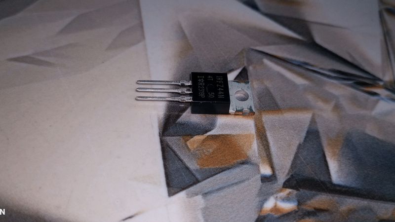 MOSFET