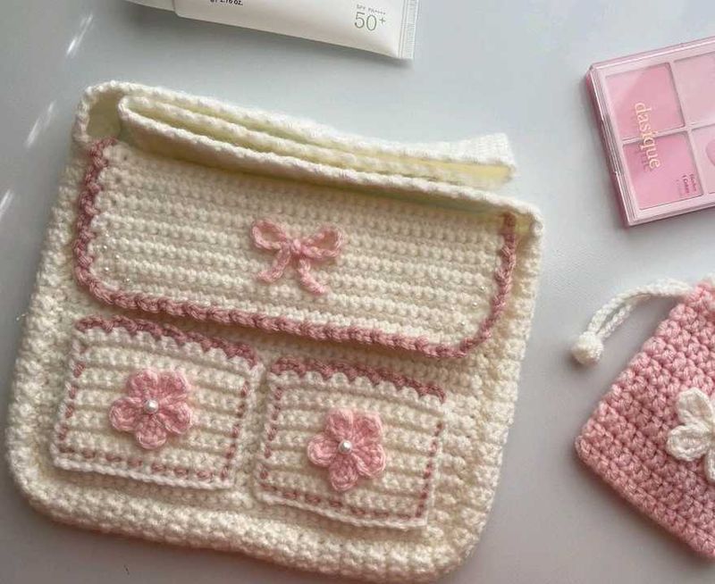 Crochet Bag With Mini Pocket