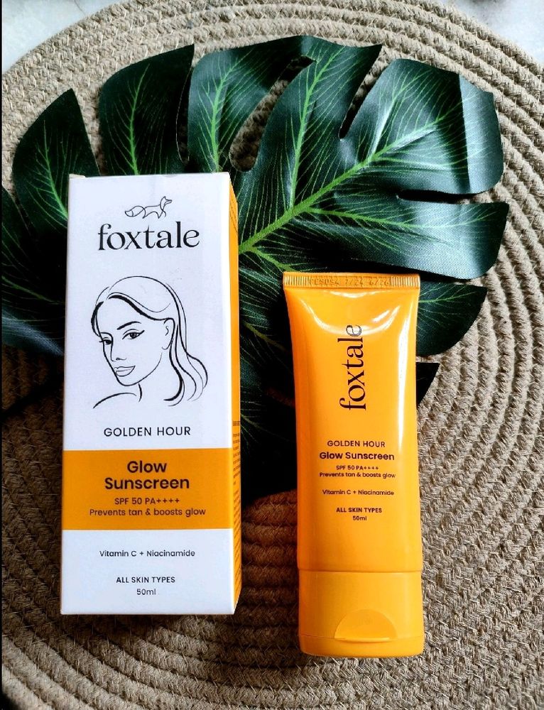 FOXTALE GLOW SUNSCREEN FOR UNISEX