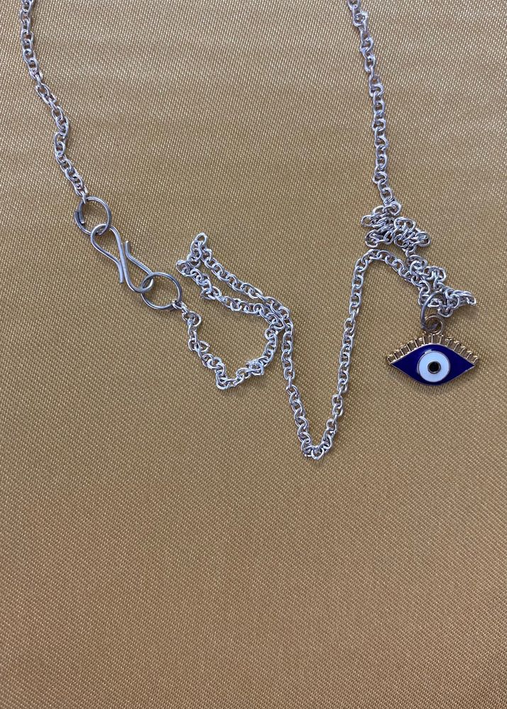 Eye Pendant Necklace