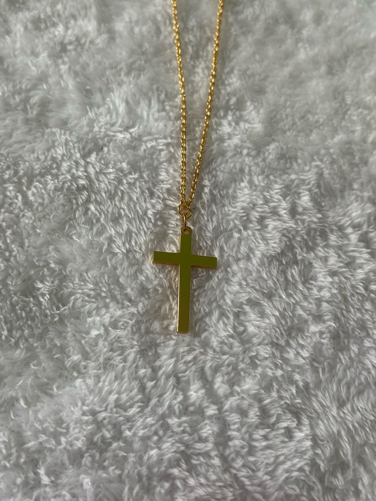 Chain With Cross Pendant