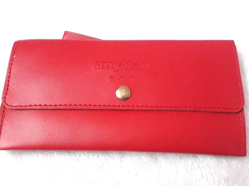 Red Wallet