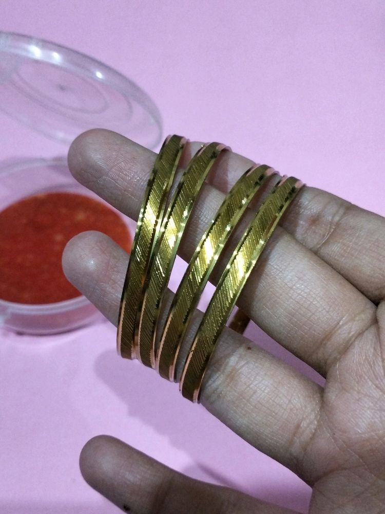 BANGLES