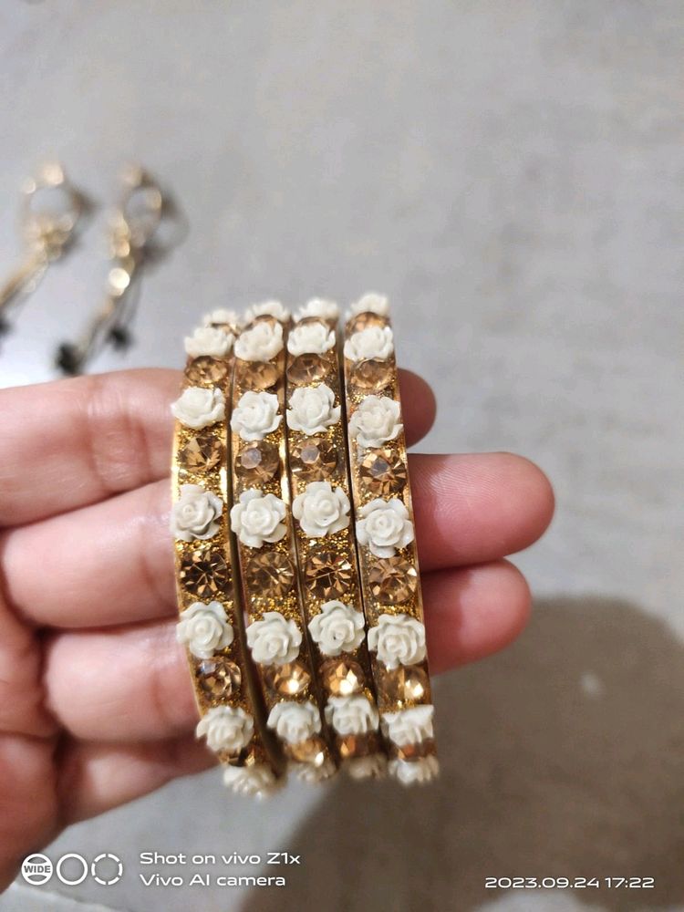 Bangles With Free bangle