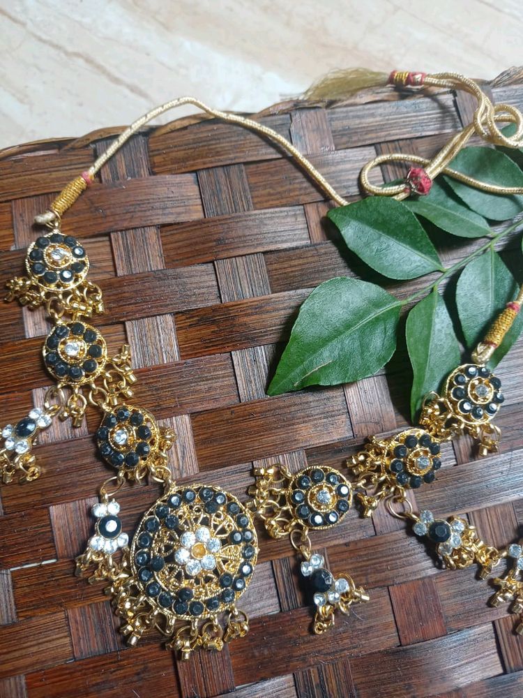 Black Necklace With Earings and tika