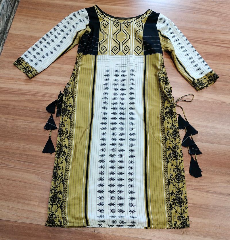 kurti With Side Tassels