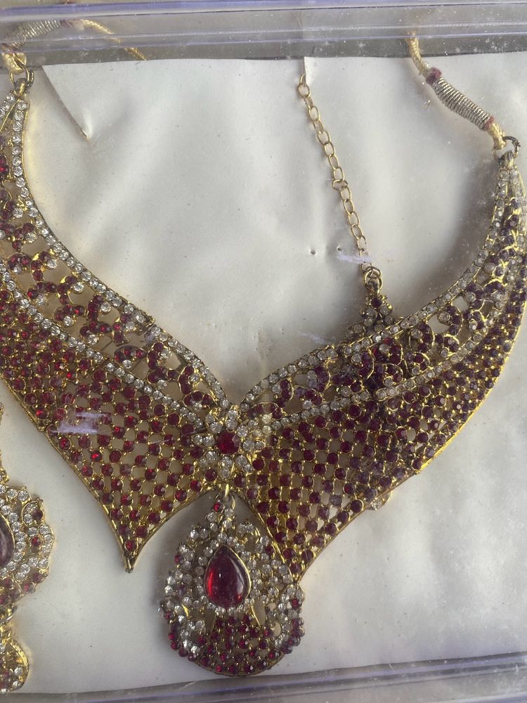 Beautiful Necklace Set