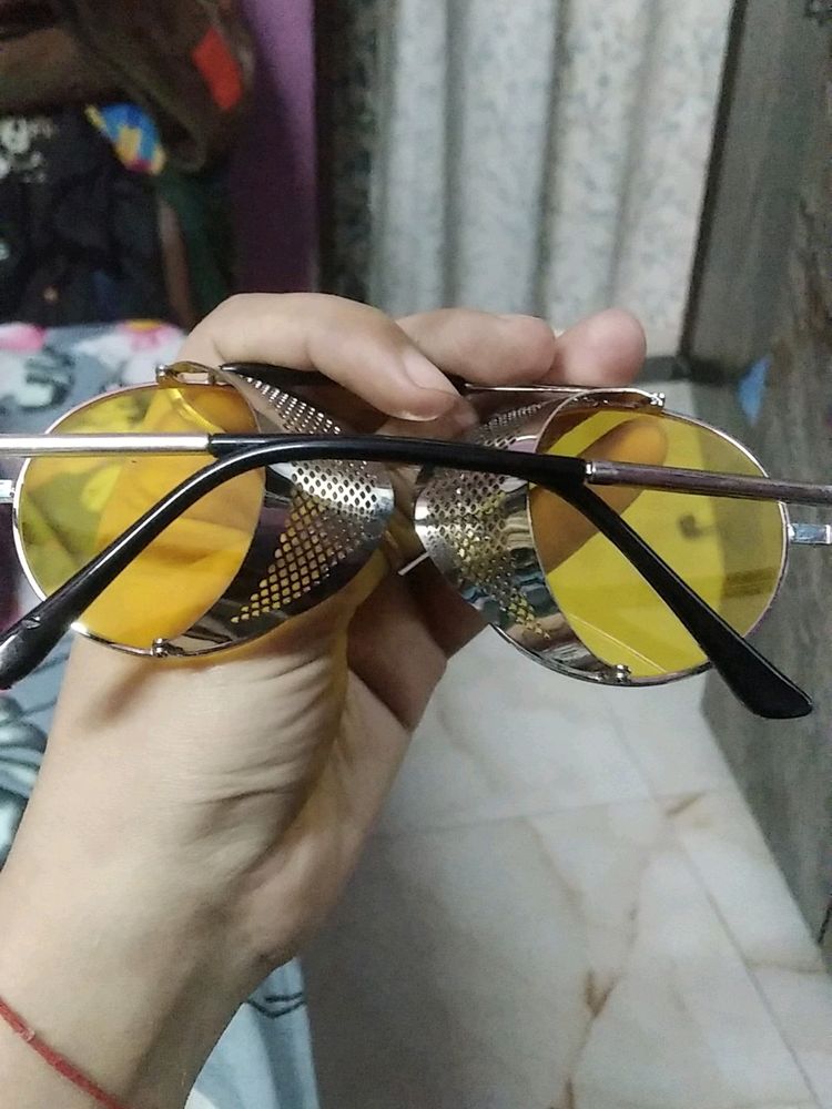 Yellow Trendy sunglass