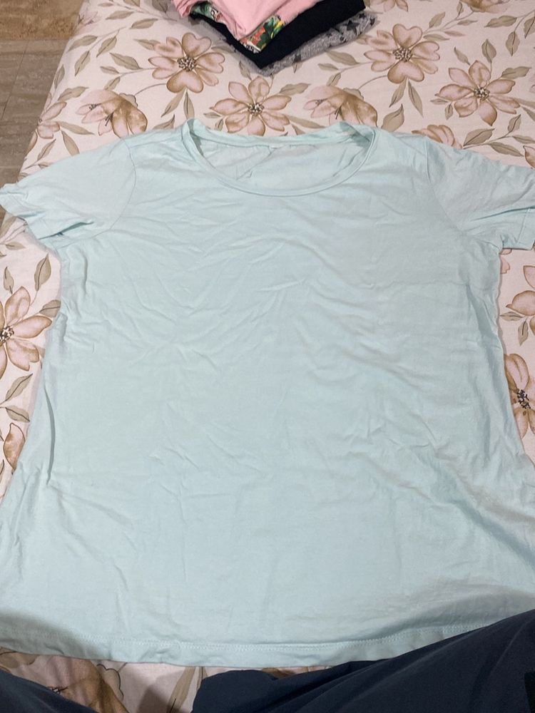 Cyan T-shirt