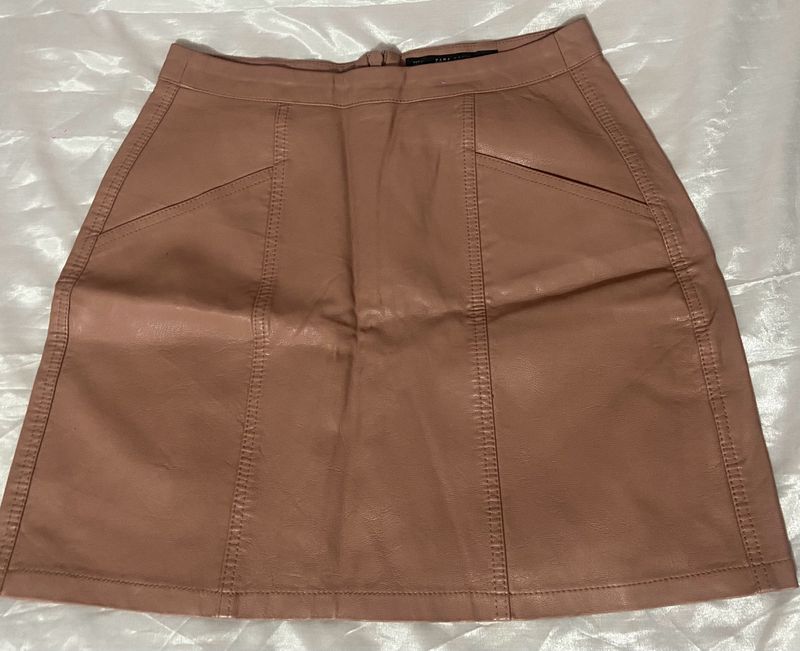 Price Drop  Zara Leather  Skirt , Never Worn 🤭💕