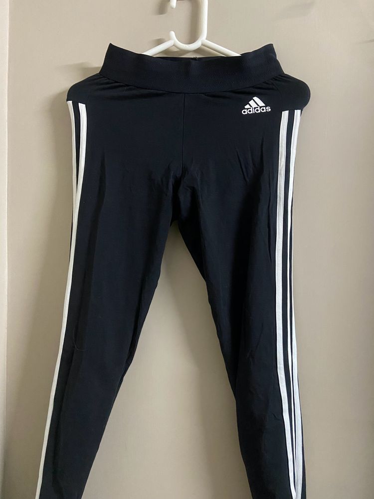 Adidas black yoga tights