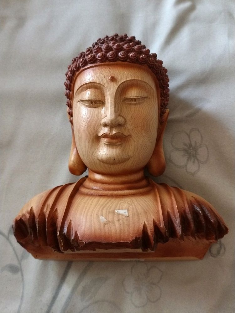 Lord Buddha (Wooden)