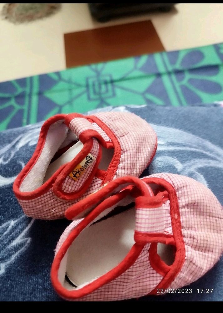 Red Cheacked Booties For Kids