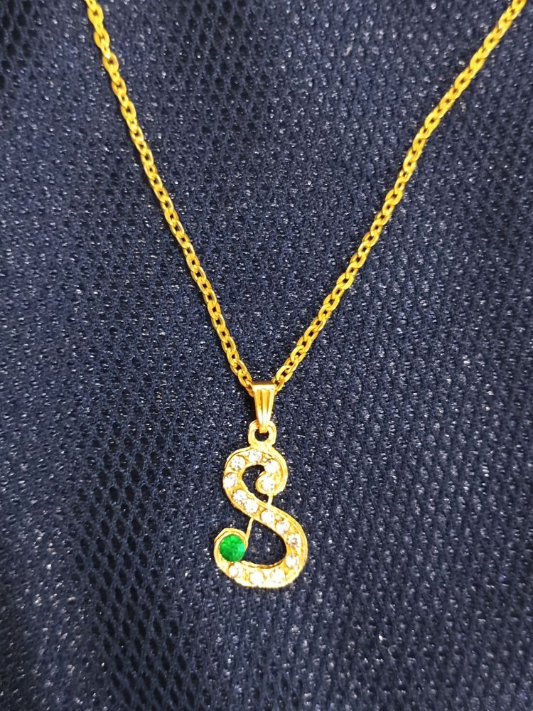 Chain with Pendent