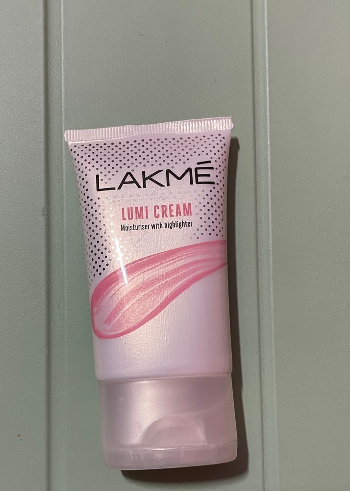 New Lakme Lumi Cream