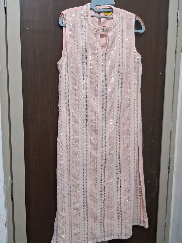 Ateesa Kurti From Fbb