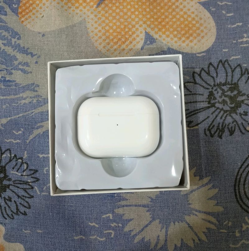 I Am Selling My Air Pods 2 Gen