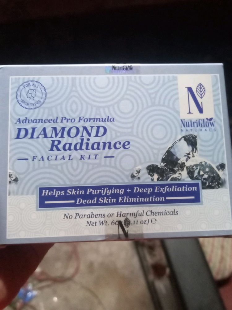 Diamond Rediance Facial Kit