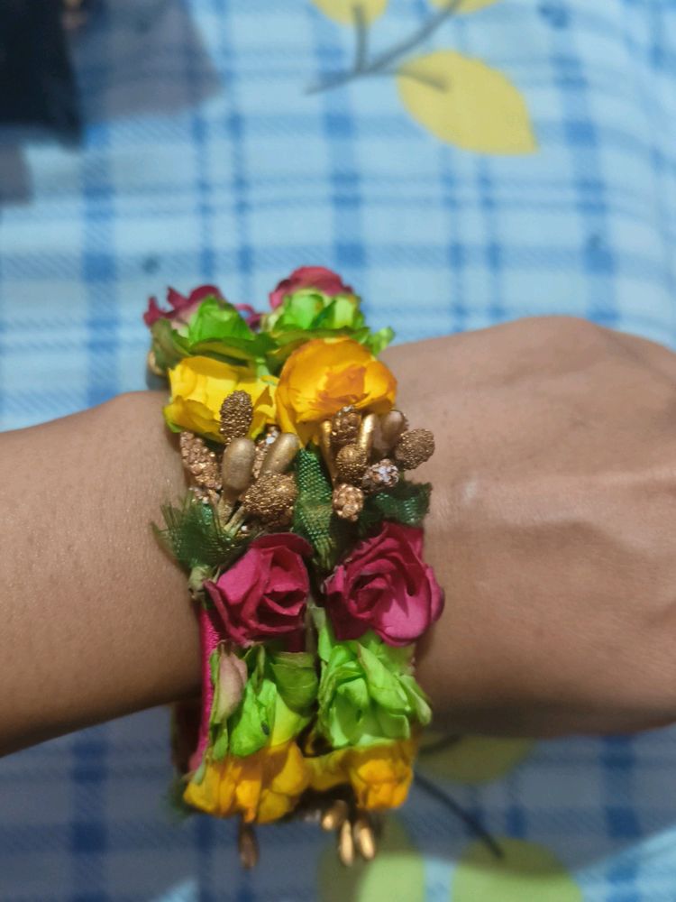 Haldi Floral Bangles