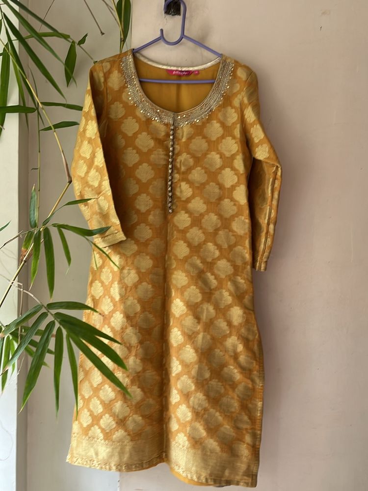 Full Body Work Yellow Kurta