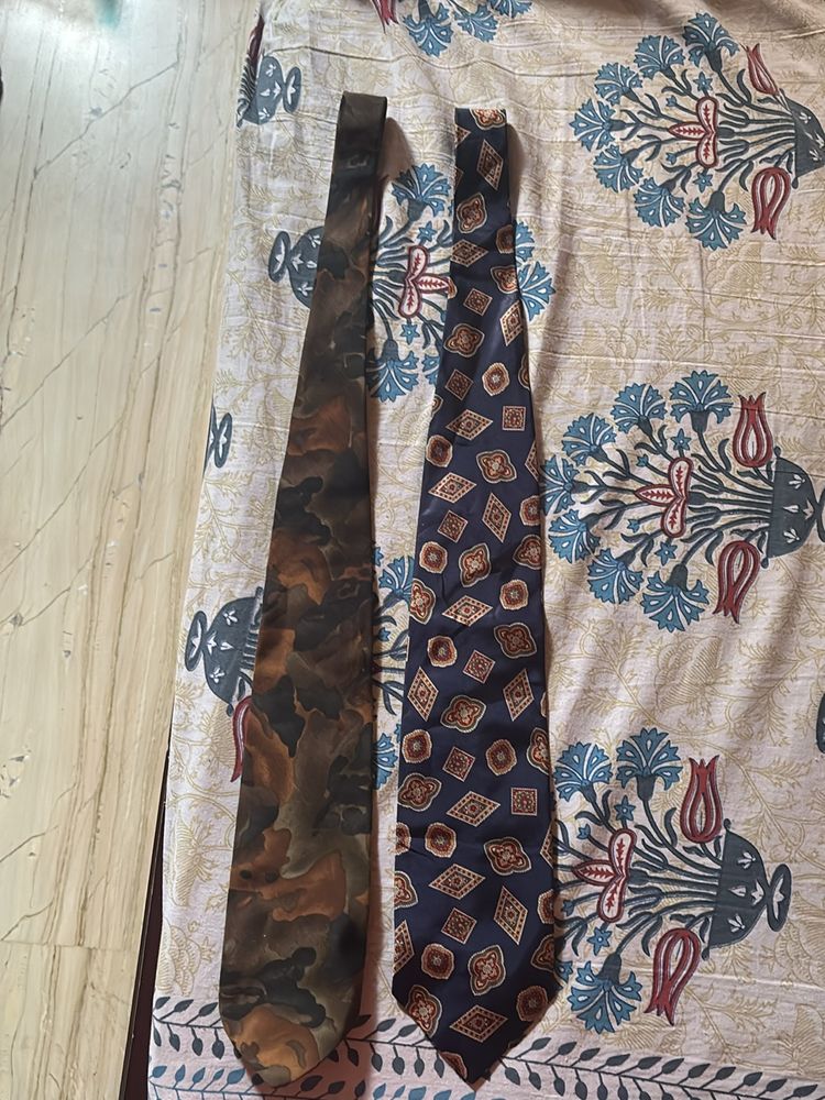 Set Of Neck Tie