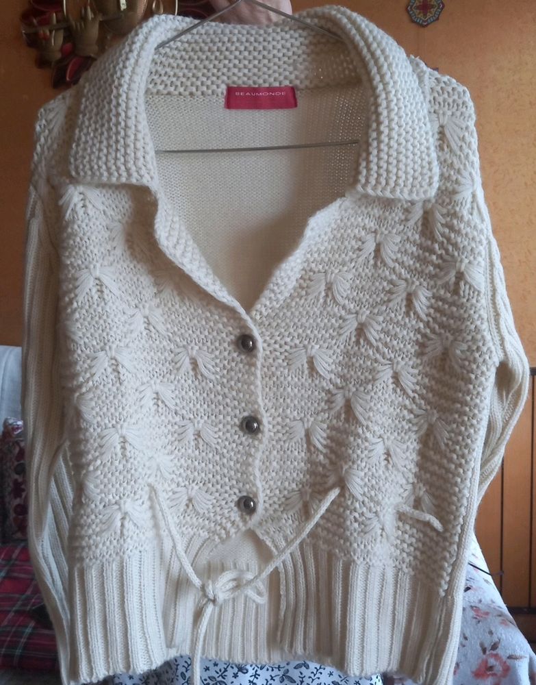 Very Pretty Cream Cardigan