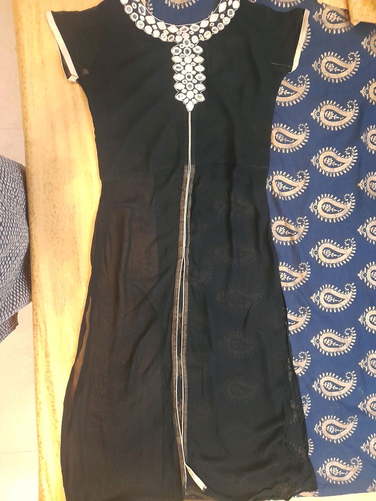 Black Kurti