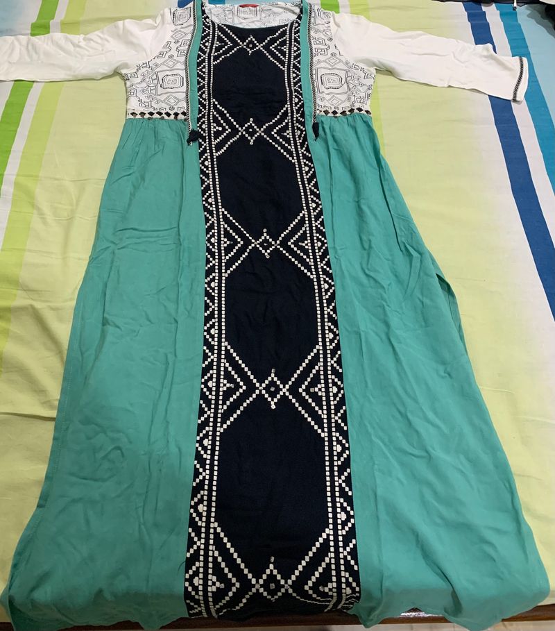 W Long Women Kurti