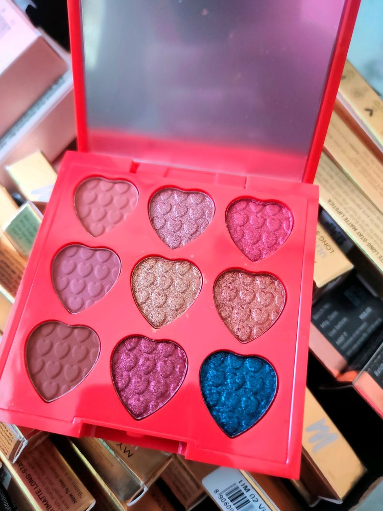 Myglamm Xoxo Eye shadow Palette