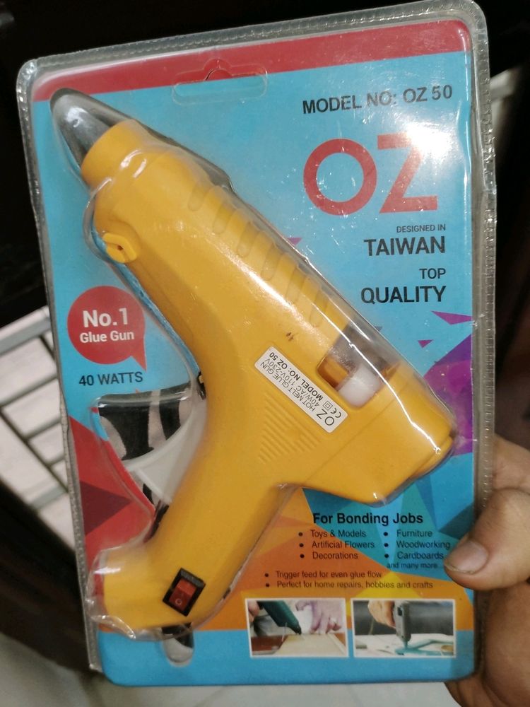 40 WATT HOT GLUE GUN FOR ART AND CRAFT