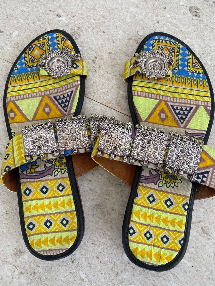 Sandal