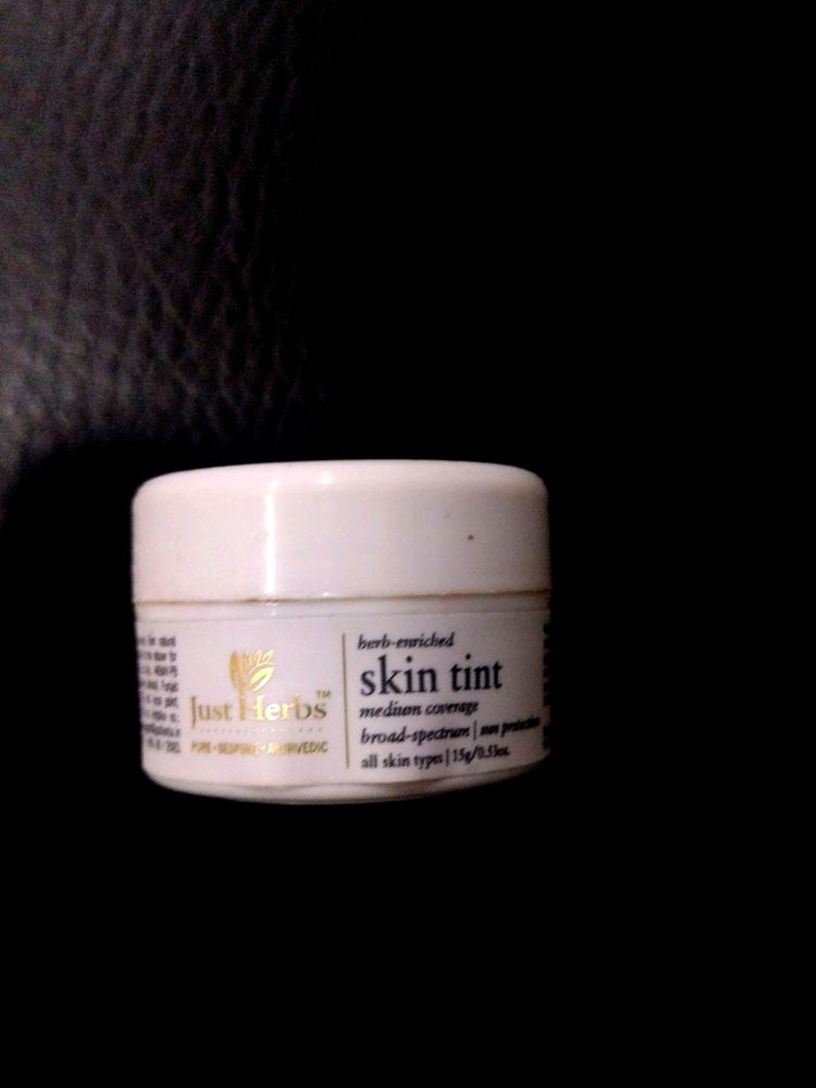 🆕💥30₹ Off Herbal Skin Tint With Spf