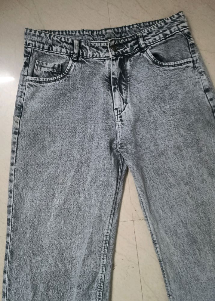 Women Straight Fit Jeans