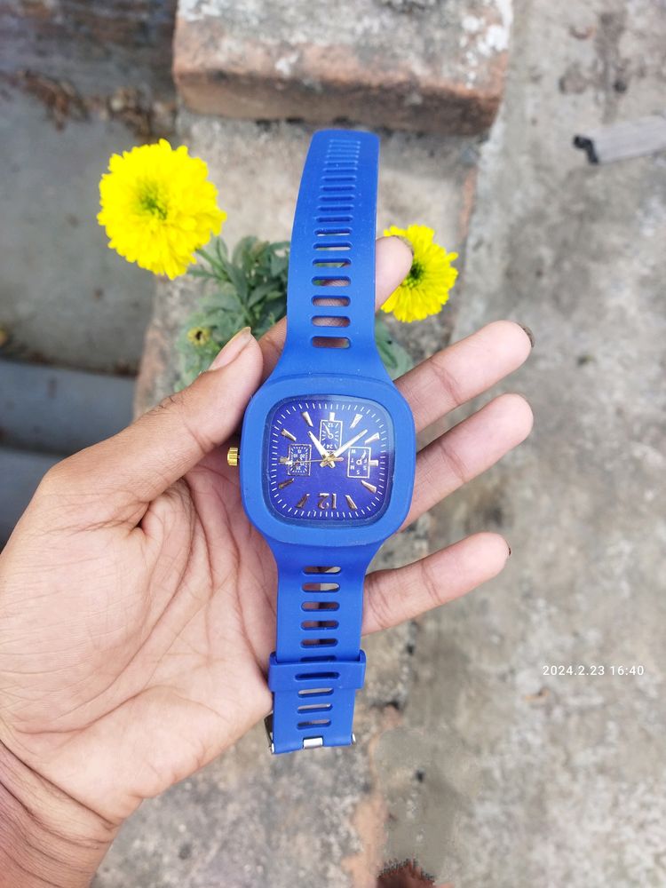 Brand New Blue Color Wrist Watch