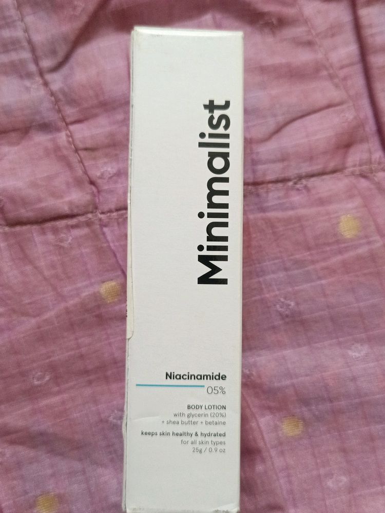 Minimalist Niacinamide Body Lotion