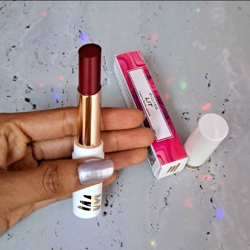 Myglamm Lit Creamy Matt Lipstick Flirtini